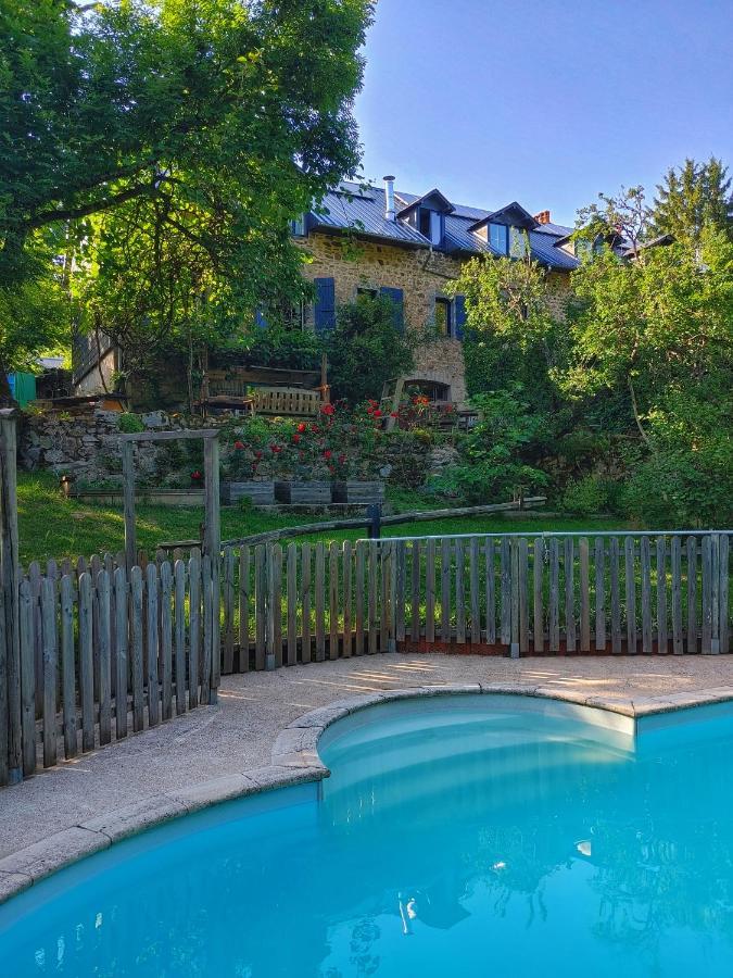 Aux Sources De L'Yonne Bed & Breakfast Glux-en-Glenne ภายนอก รูปภาพ