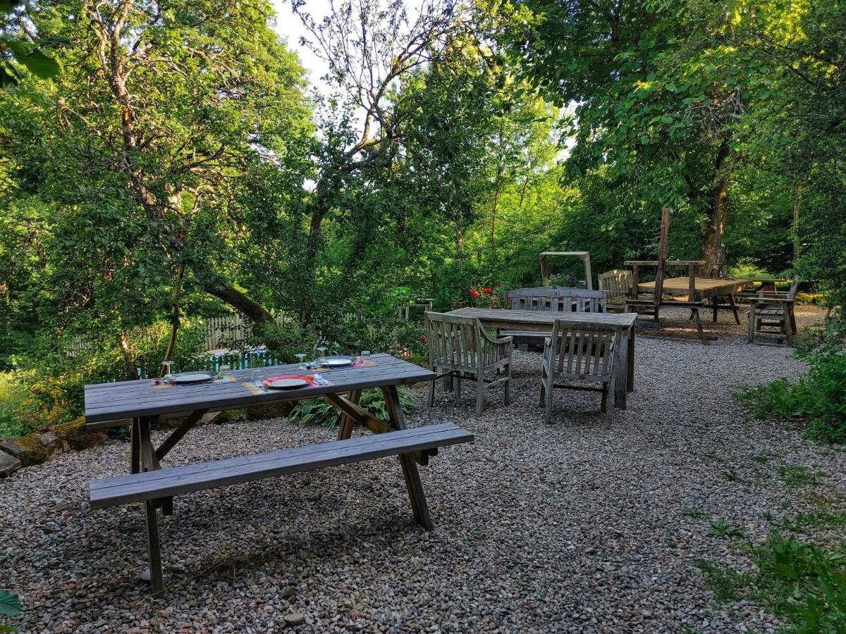 Aux Sources De L'Yonne Bed & Breakfast Glux-en-Glenne ภายนอก รูปภาพ