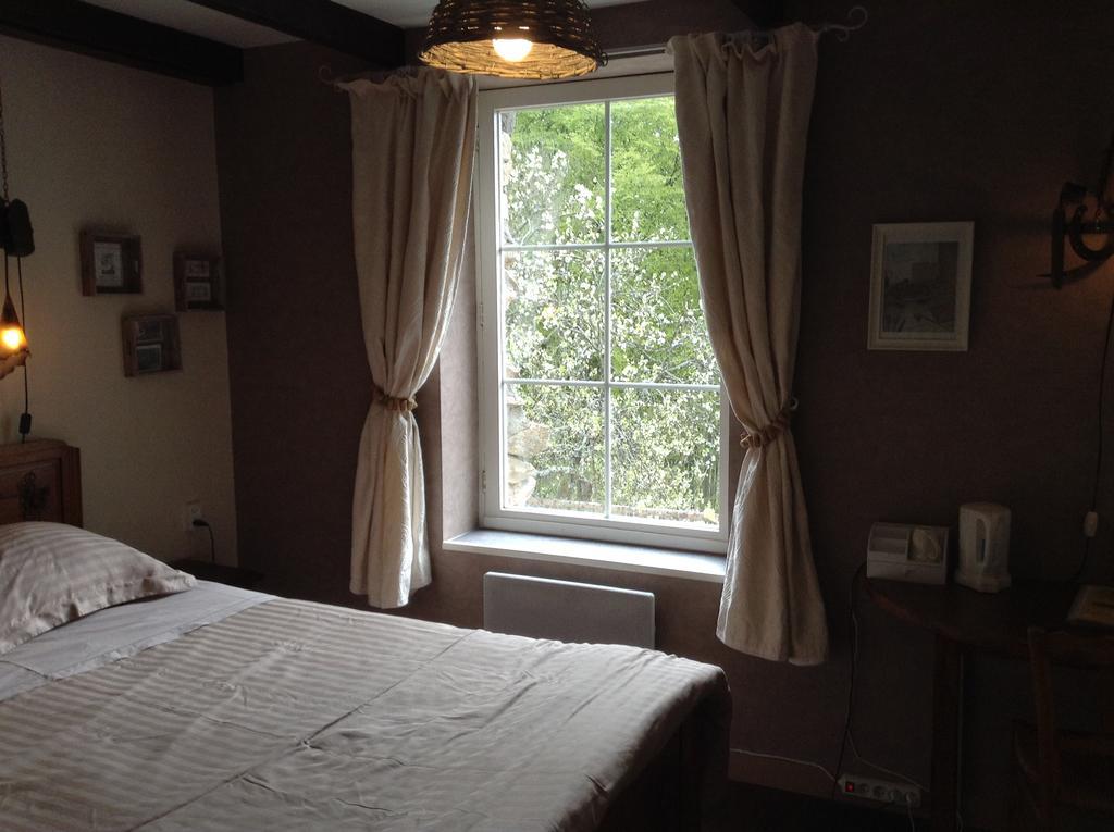 Aux Sources De L'Yonne Bed & Breakfast Glux-en-Glenne ภายนอก รูปภาพ